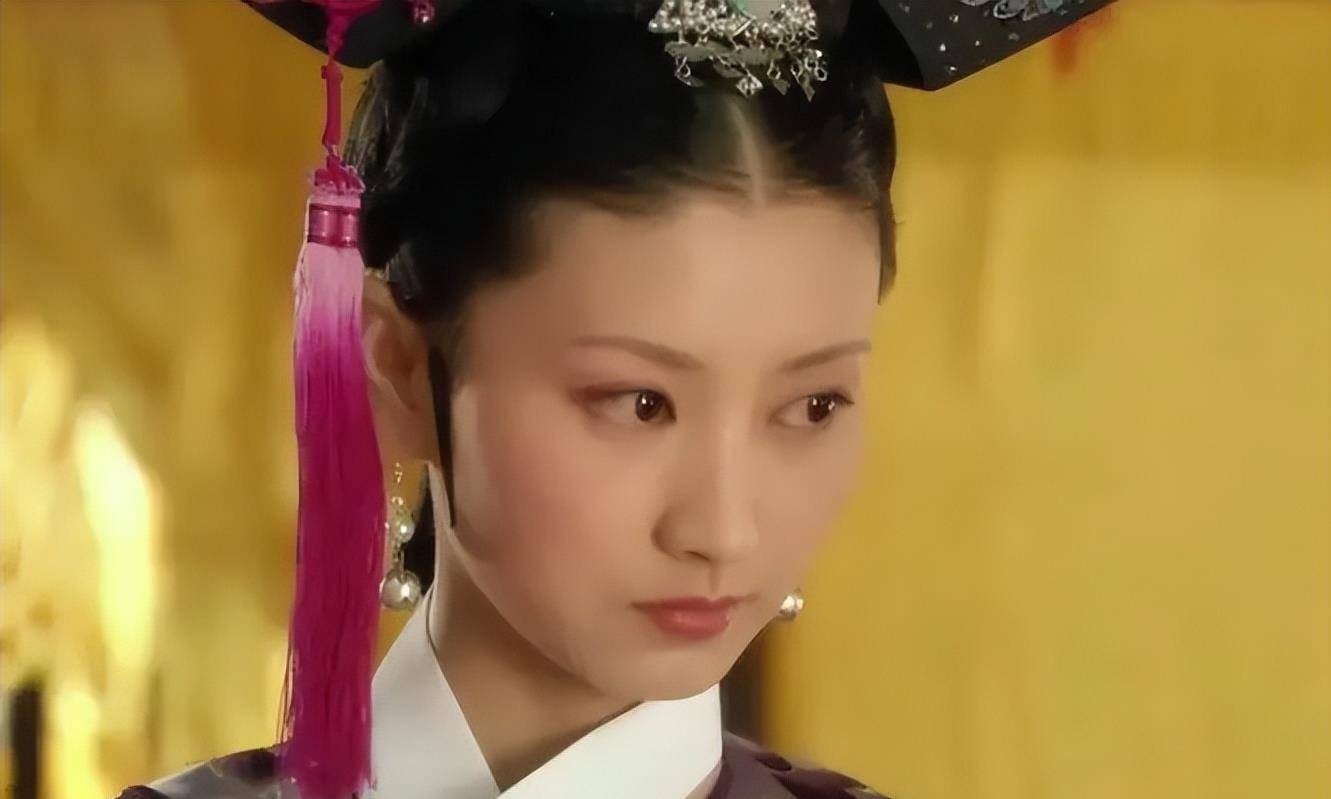 原创眉姐姐斓曦与老公结婚10年恩爱至今如今38岁低调生活