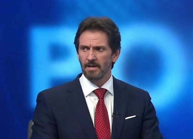 原创斯洛伐克防长被马克龙出兵乌克兰的提案吓坏了那是越不得的红线