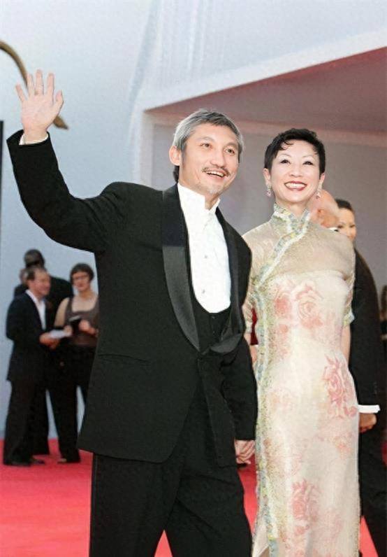 "徐克,你对的起施南生吗?