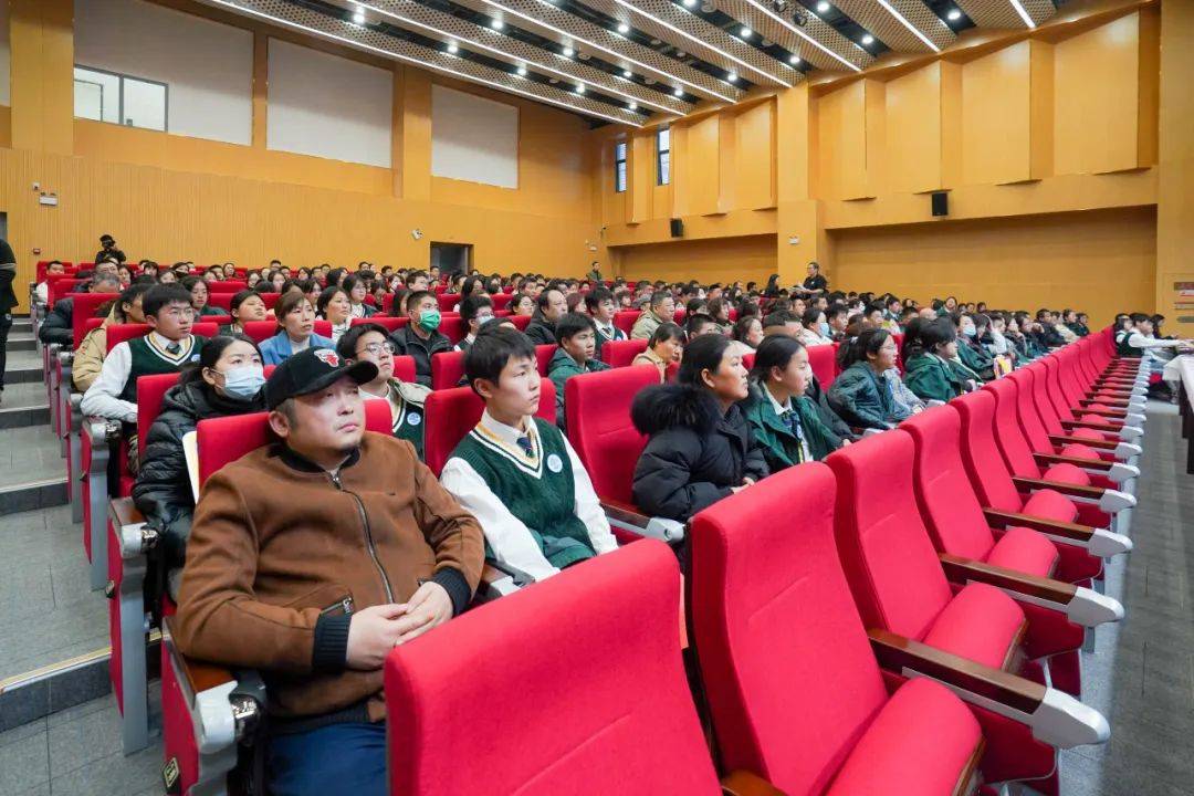 各班互下"挑战书""应战书",南京市建邺初级中学吹响中考冲刺号角!