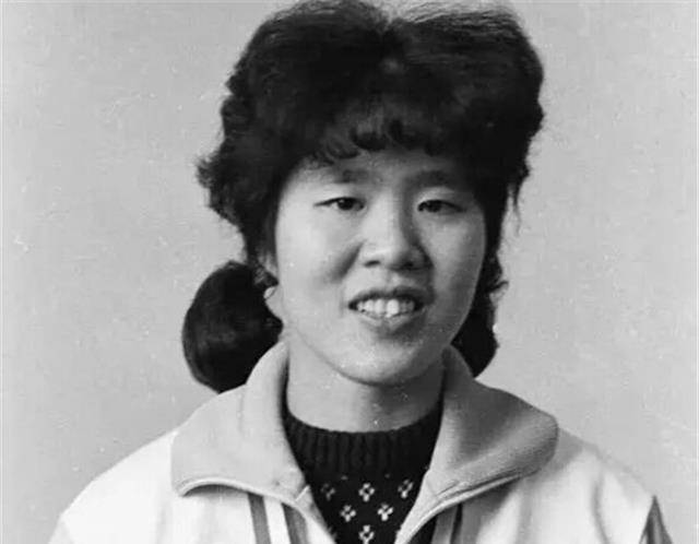 原创铁榔头郎平结婚9年离奇离婚56岁时却与教授恋爱