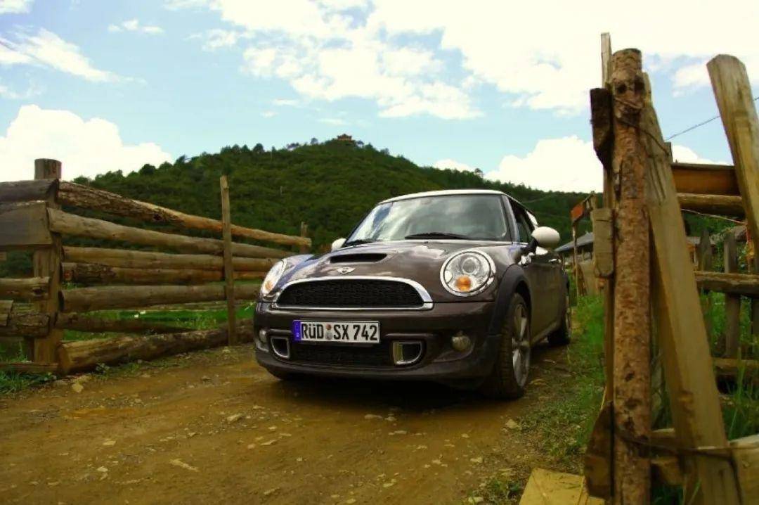 40万的mini乡下人性能版,能圈粉吗?_搜狐汽车_搜狐网