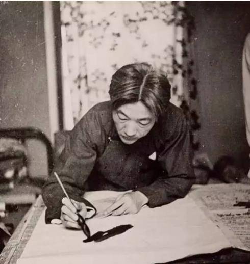 徐悲鸿给儿子起了个晦气的名字,没想到字字应验_蒋碧薇_父亲_绘画