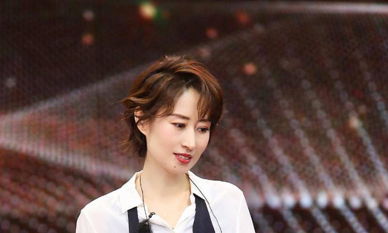 原创40刘敏涛出镜跳舞大跳舞蹈太晃眼网友真会玩儿