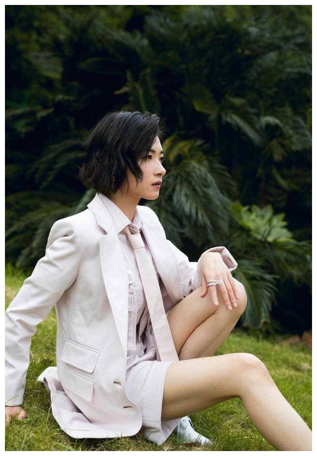 原创万茜的人淡如菊形象当人设崩塌其真实本质暴露无遗