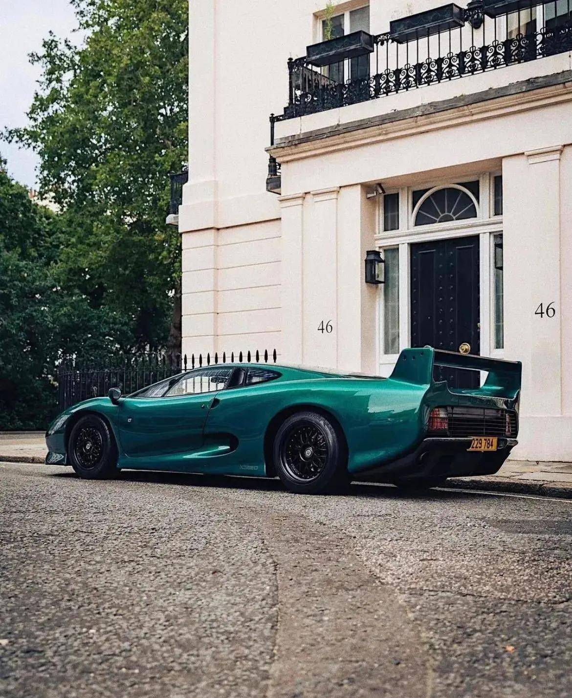 比法拉利恩佐还稀有的英伦超跑,捷豹家族曾经的速度王者xj220_搜狐