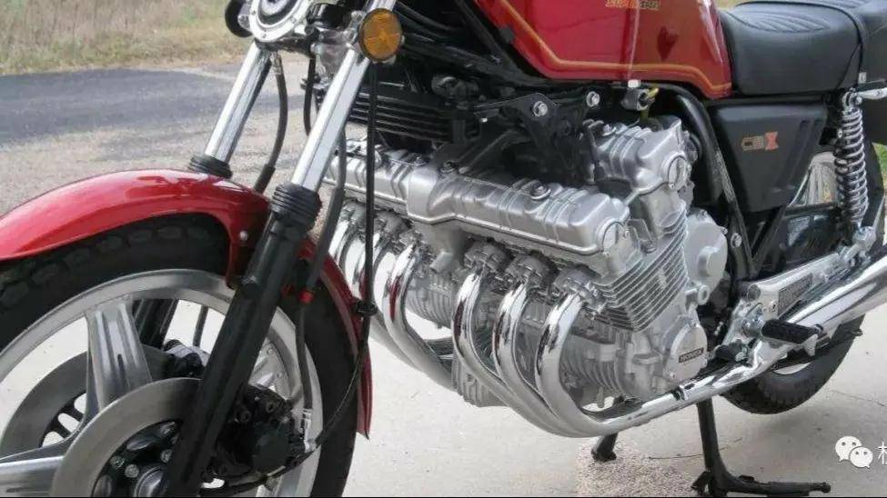 上世纪七十年代的本田经典六缸摩托车,真正的油老虎