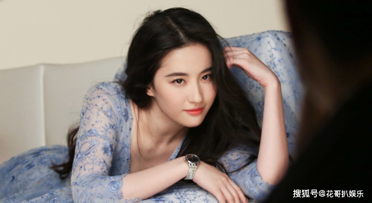 天仙也得做好养护啊,不能全靠基因彩票啊,另外刘亦菲的粉丝实在有点