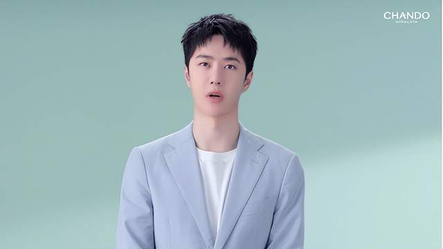 原创捧小鲜肉上位抢女明星饭碗美妆大佬背后的资本局