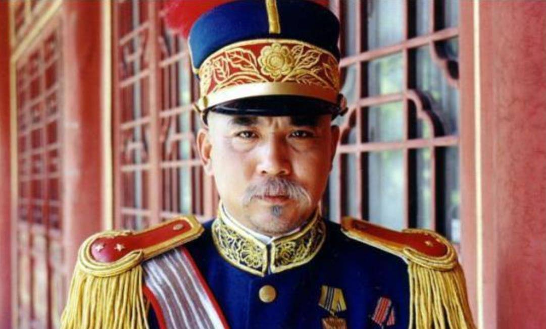 段芝贵的关系,她也经常现身于名流高层的场合,后来成为了袁世凯的小妾