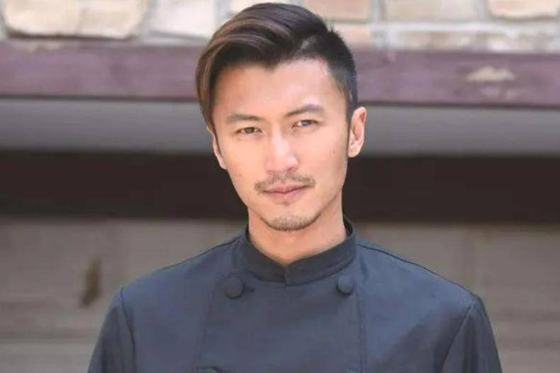 《披哥4》阵容流出,又见两个准c位,8人加盟希望大,小沈阳值得_谢霆锋