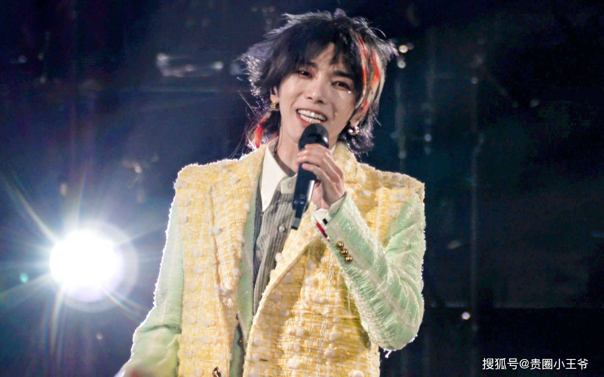 可是当有人问华晨宇作为歌手,有什么代表作吗?