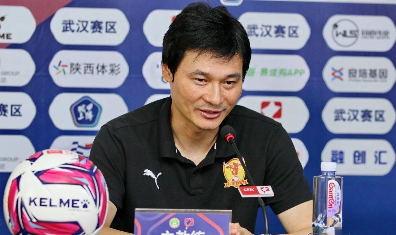 中国男足史上著名的大哥_冯潇霆_足球_李毅