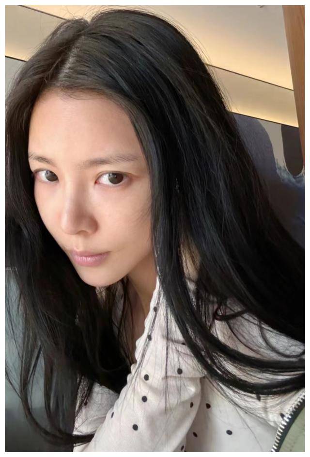 王灿_互动_化妆