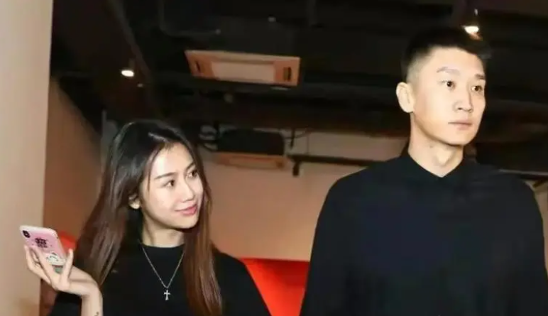 身在福中不知福!2020年的时候,孙悦被爆出婚内出轨.