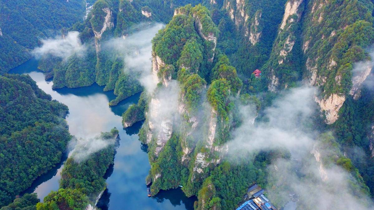 张家界组团旅游六天攻略张家界双人旅游6天多少钱