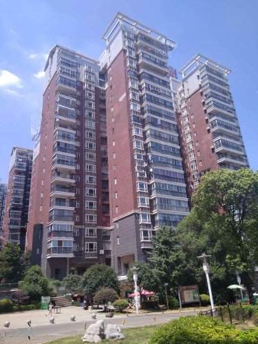 长沙优质法拍房推荐开福区学府华庭8栋1103号房