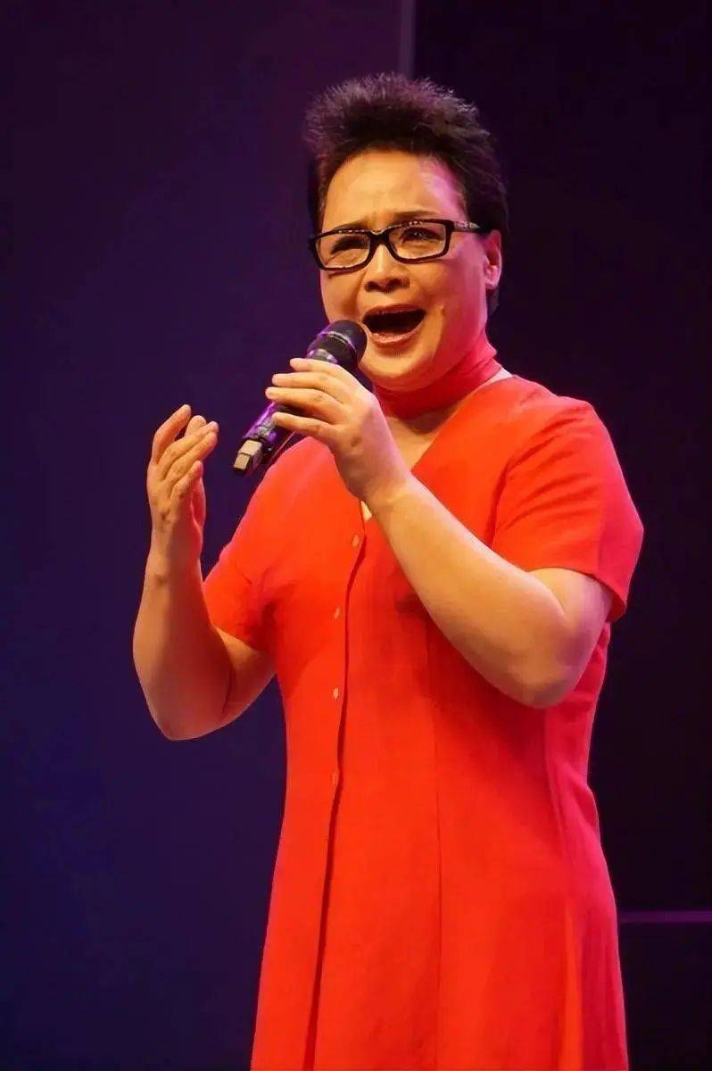 小百花越剧团"五朵金花":电影《五女拜寿》成经典,5人今何在_茅威涛