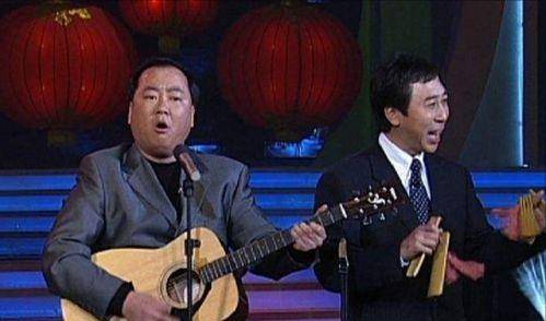 原创冯巩33次登上舞台舞台最难时却靠捡菜叶为生风光背后有泪水