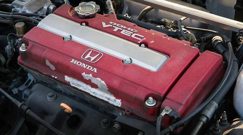 其搭载的k20a发动机加入了进气端vtec,解决了中低转速扭矩不足的缺点