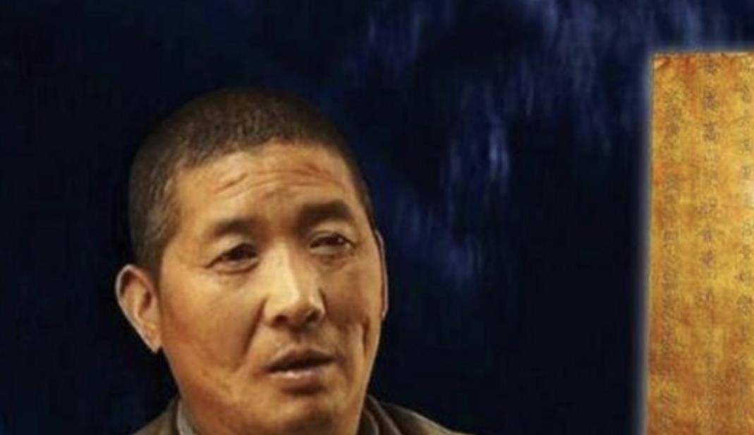 捡到国宝,拒绝文物贩子10万元,主动上交给国家_屈西怀_武则天_金简