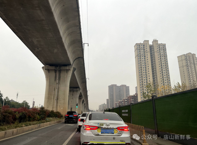 江夏庙山通往光谷的这条主干道到底何时才能完工