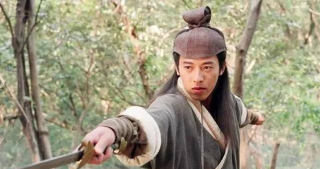 方生和冲虚都认识独孤九剑为什么华山派掌门岳不群却不认识