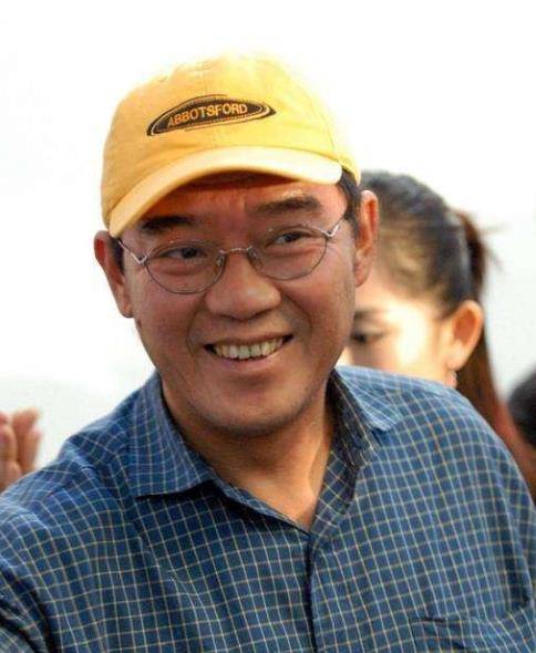 原创让李立群顶礼膜拜的演员李立群这辈子跟他握过手很满足了