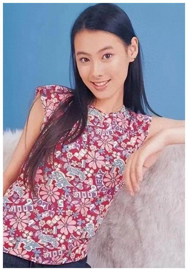 原创12岁小大美女分手5亿富二代人生无法企及