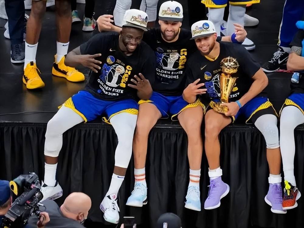 原创两位置没有争议库里和库明加必然首发勇士下赛季阵容已有答案