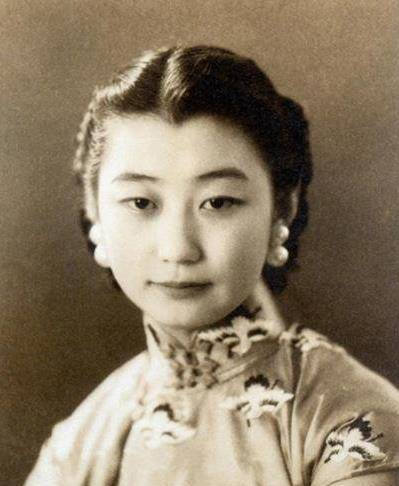 来看一组老相片,其中还有末代皇后婉容旧照_统治_格格_王敏彤