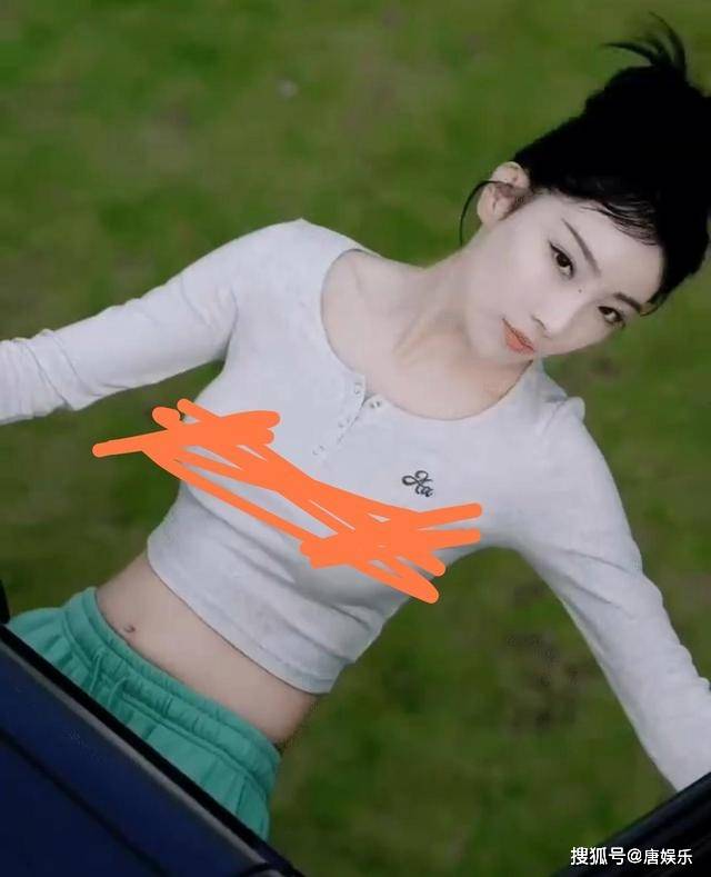 在以后的工作中,她需要更加小心谨慎,以避免类似事件再次发生.