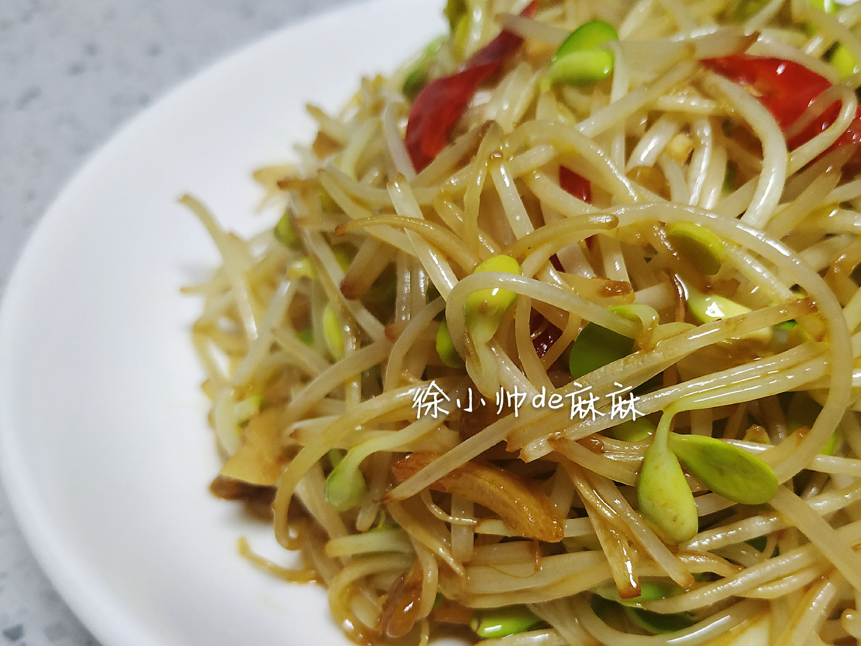 原创黄豆芽这样炒比涮火锅吃有味道多了香辣口感有嚼劲还下饭