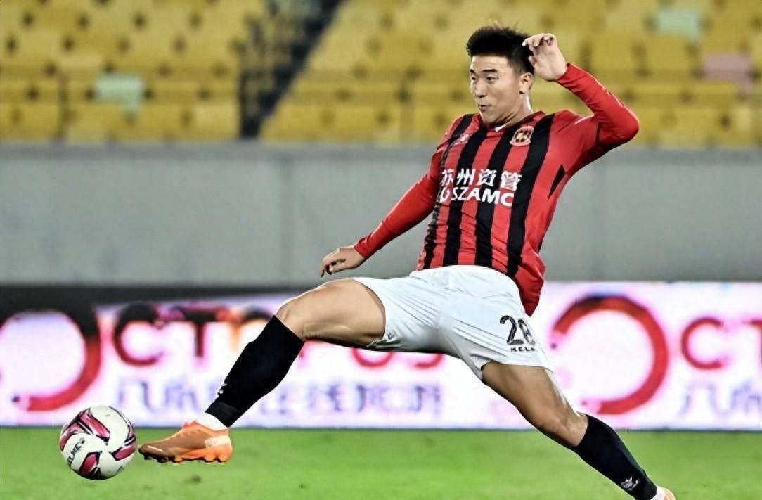 原以为离队能踢中超主力,结果沦落业余联赛_李浩文_李昊文_中锋