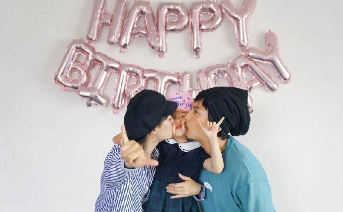 邓超带两个孩子睡觉,结果俩娃先把爸爸哄睡了_孙俪_妹妹_感觉