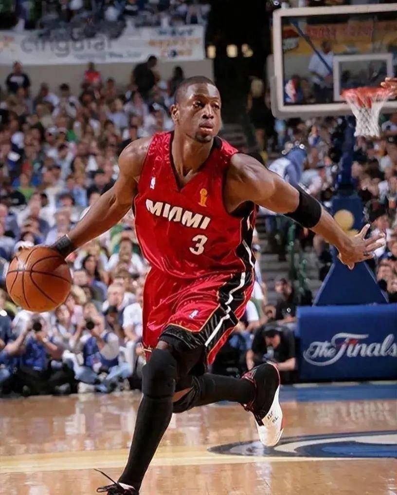 批评中国青训教练水平差,建议签欧美教练_1_nba