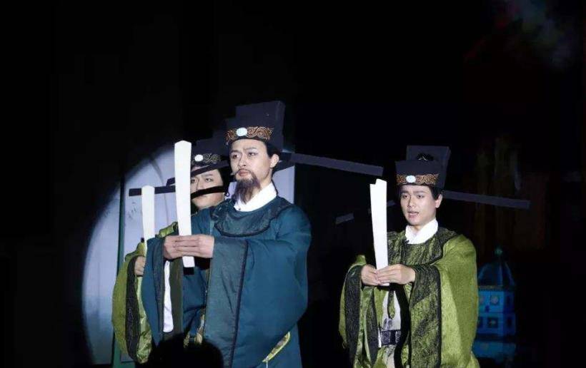 原创汉代官员退休后一般都会做什么生活丰富王充潜心学习成大儒