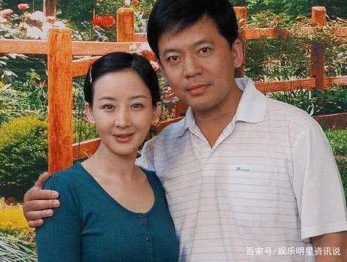 原创国家一级演员何政军隐藏28年的妻子是她难怪一直零绯闻