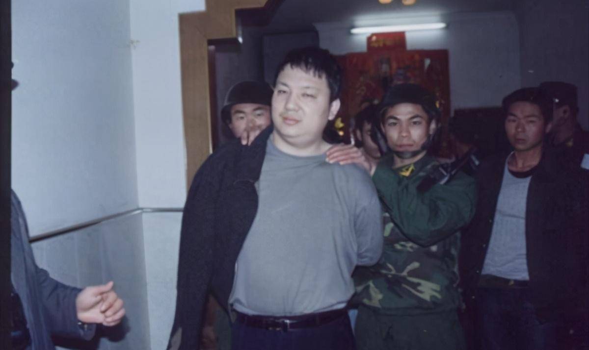 刘招华_毒品_警方