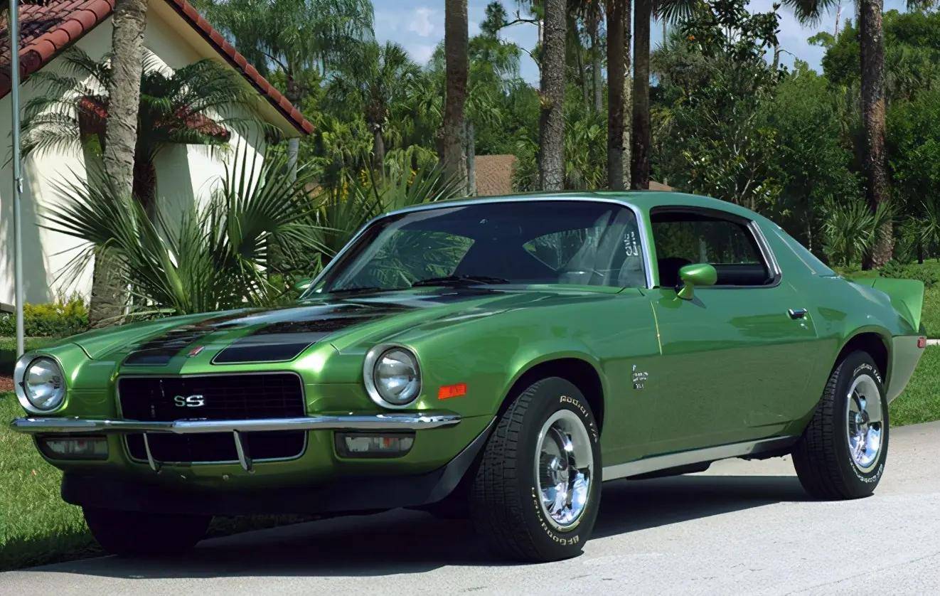 第一代雪佛兰科迈罗诞生于1967年,但是当时仅仅是亮相,正式量产的时间