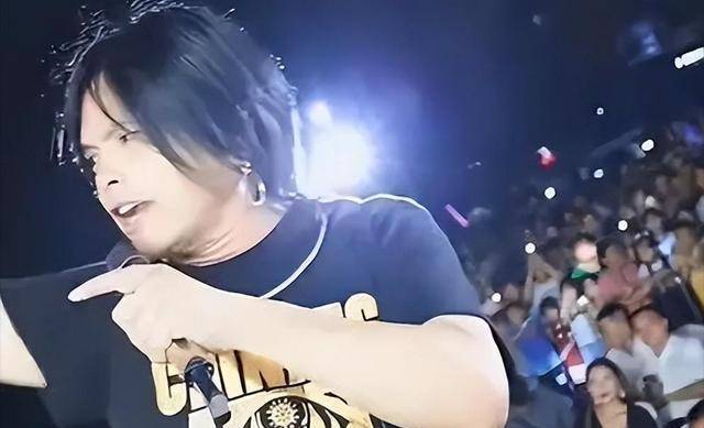 原创民歌天王许艺舟从星光大道冠军到全网通缉可惜又可恨