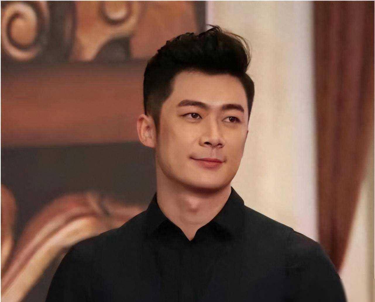 原创与周迅合作没红被赵丽颖带火曹征终于红了只是晚了8年