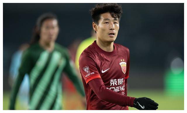 原创新星加盟西班牙武磊黄博文赞小将身价直逼百万