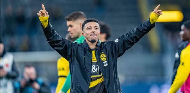 曼联桑乔僵局:多特蒙德愿出3500万英镑,曼联坚持4000万英镑标价_哈格_