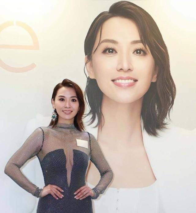 50岁tvb气质美女陈炜着装大胆穿透视装出镜疑似真空上阵