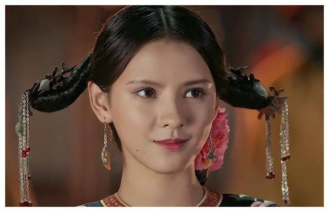 这次和龚俊合作的男演员,是常华森,他凭借《一念关山》大火,颇受观众