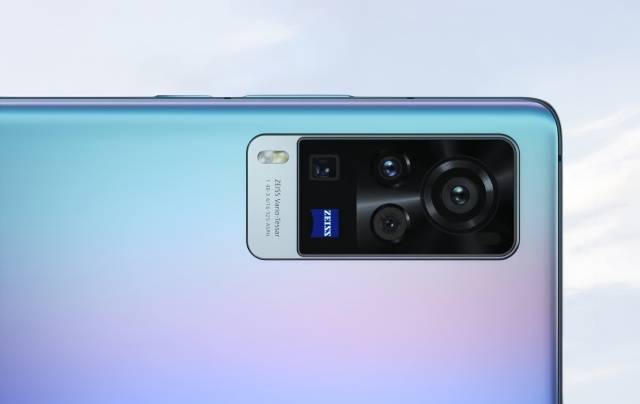 vivo x60 pro :以其轻薄的设计,出色的摄影能力和强大的性能,viv