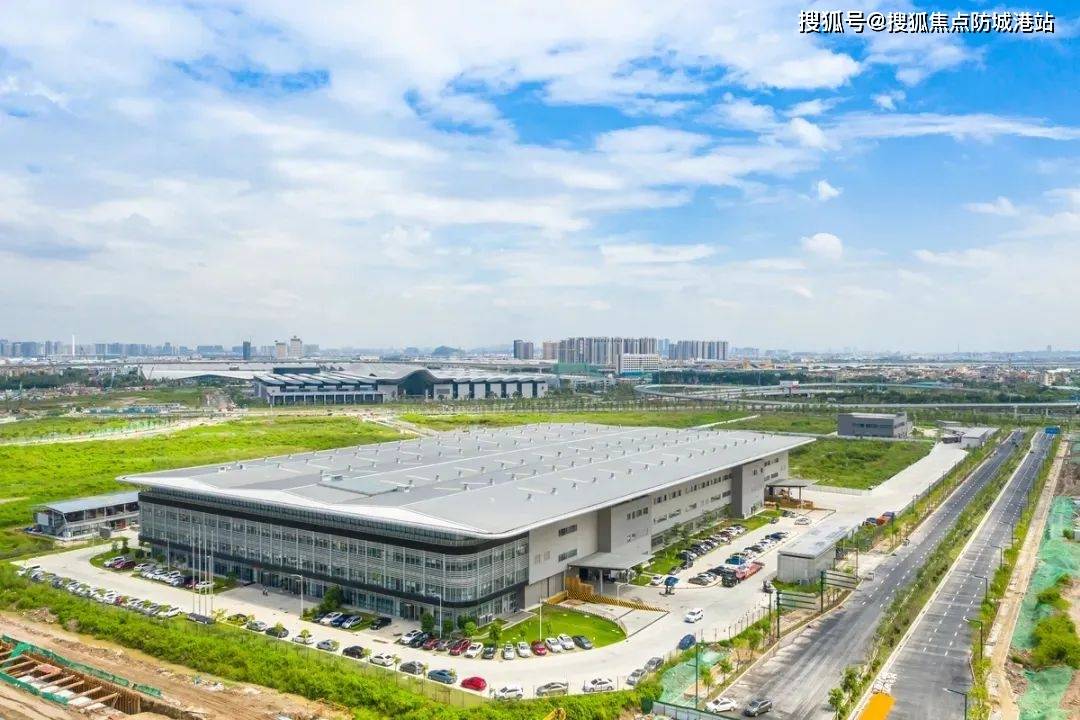 宏宇宏裕公馆售楼处电话4009908525转333