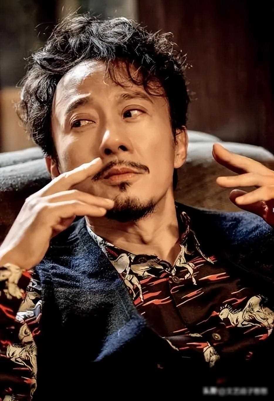 "放弃国籍,替日本洗白"的赵立新,彻底活成了笑话_社会_事件_演艺圈