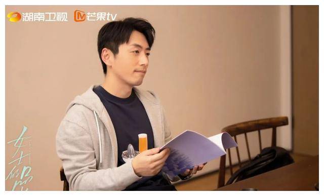 拒绝婚约却为人夫神韵倾心引人深思